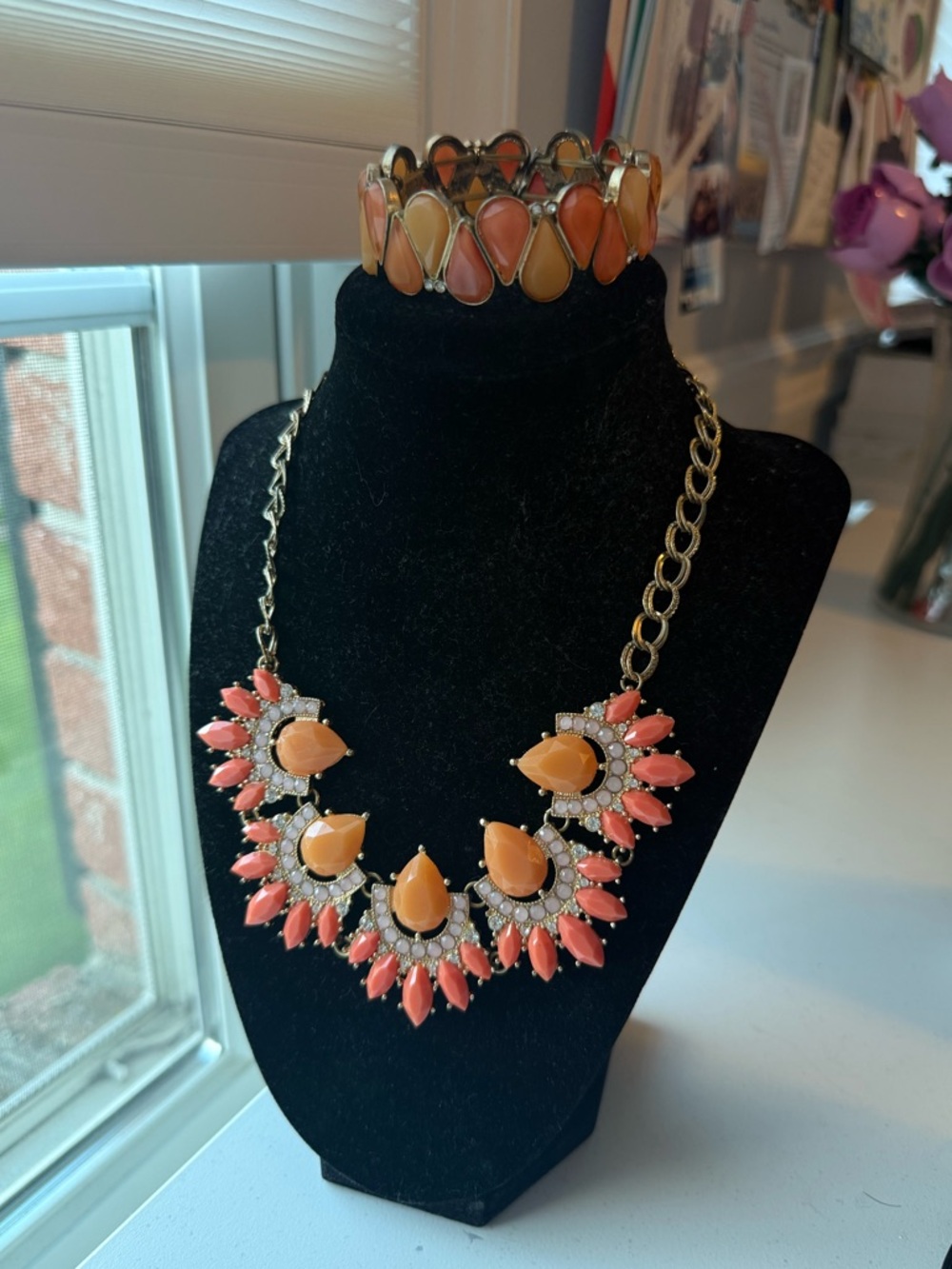 Coral & Peach Statement Necklace + Matching Stretch Bracelet Set